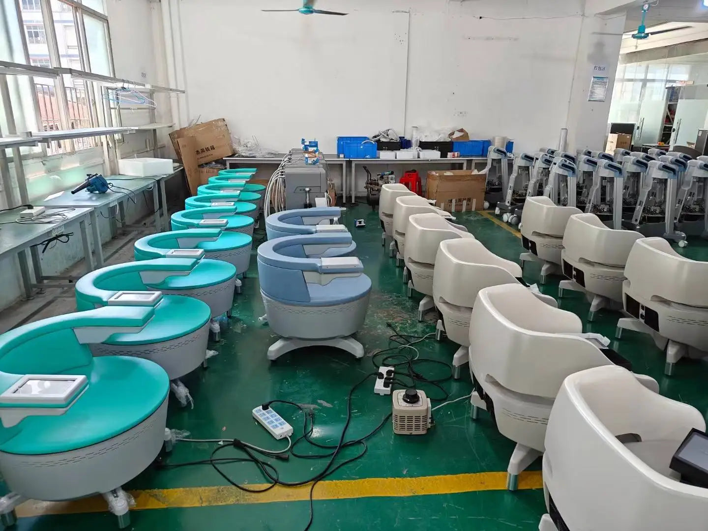 2025 EMS Electromagnetic Non-Invasive Treatment Urinar Postpartum Repair Chair Pelvic Floor Muscle Stimulator Exerciser Machine
